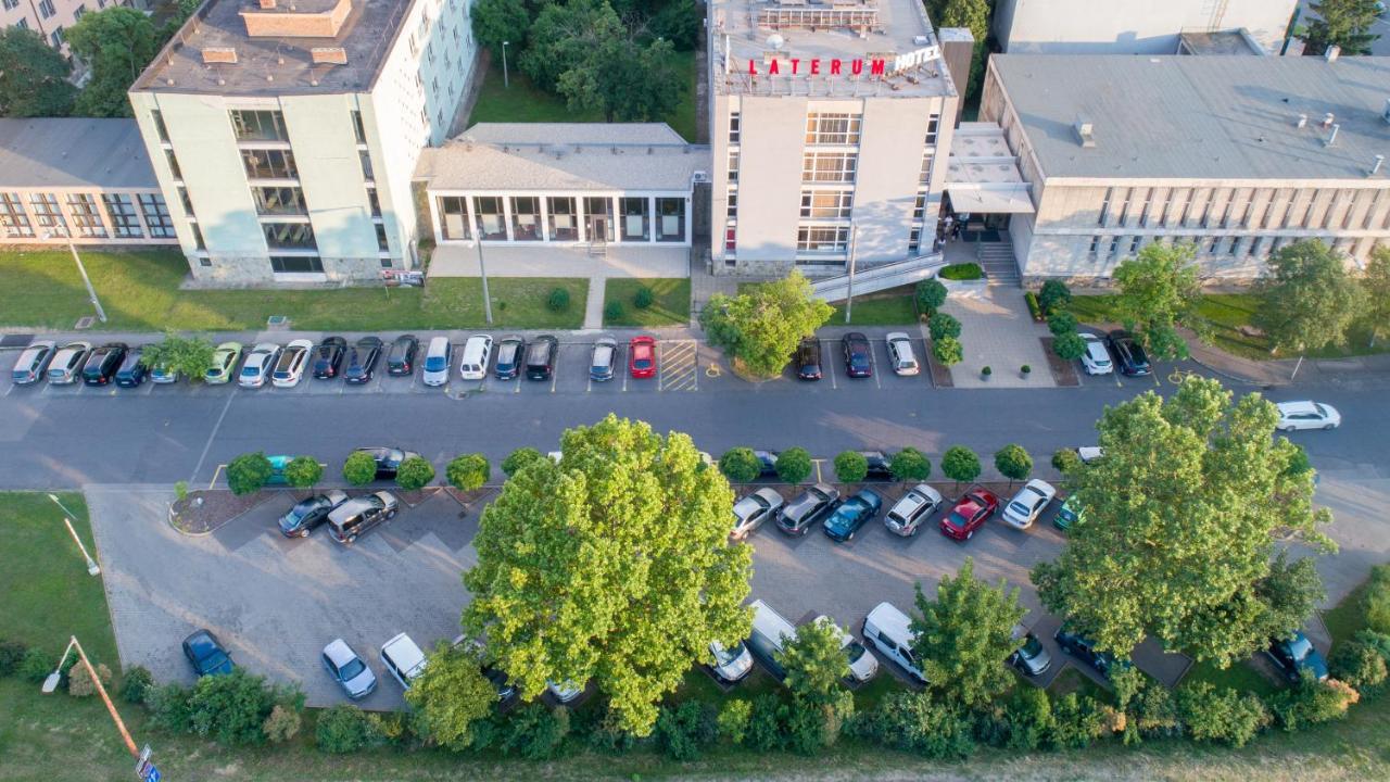 Hotel Laterum Beci Exterior foto